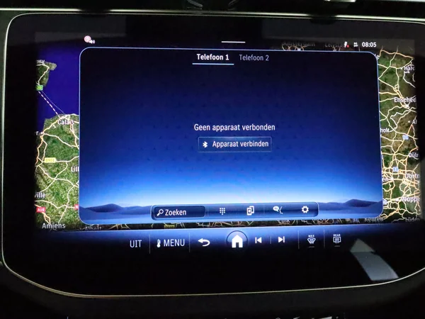 MERCEDES E 220 (2024) — foto 13 van 30