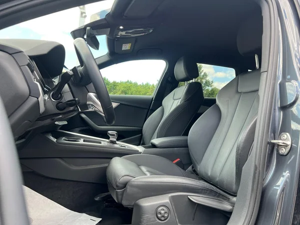 AUDI A4 Allroad Quattro Dsl (2023) — foto 3 van 24