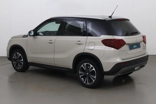 Suzuki Vitara (2024) — foto 10 van 16