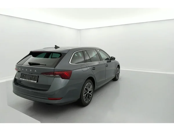 SKODA Octavia Combi (2021) — foto 27 van 36