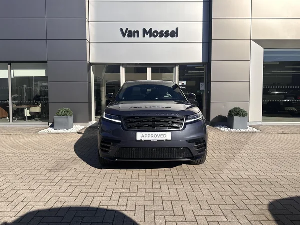 Land Rover Range Rover Velar (2025) — foto 12 van 31
