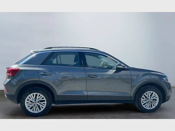 Volkswagen T-Roc (2023) — foto 26 van 29