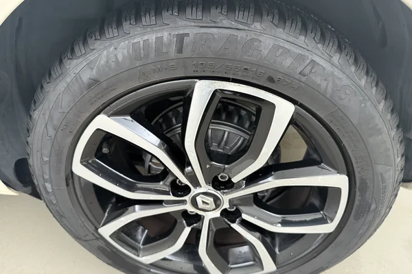 Renault Clio Iv Phase Ii (2017) — foto 9 van 18