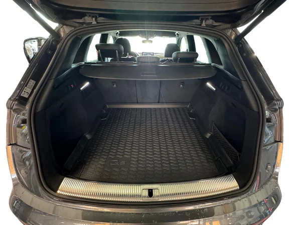 AUDI Q5 Dsl (2021) — foto 14 van 24