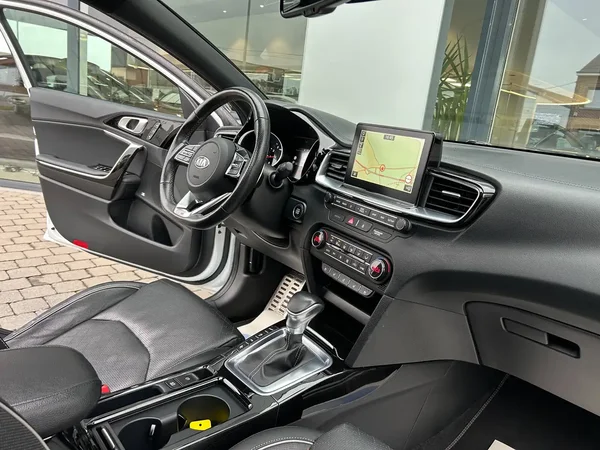 Kia Proceed (2019) — foto 5 van 27