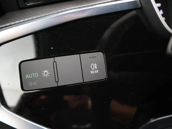 Audi Q3 (2020) — foto 10 van 25