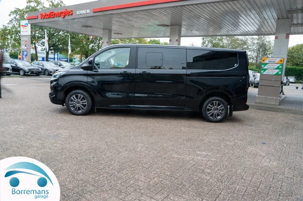 Ford Tourneo-Custom- (2025) — foto 28 van 39
