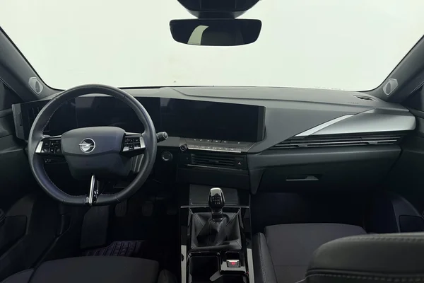Opel Astra (2024) — foto 32 van 32