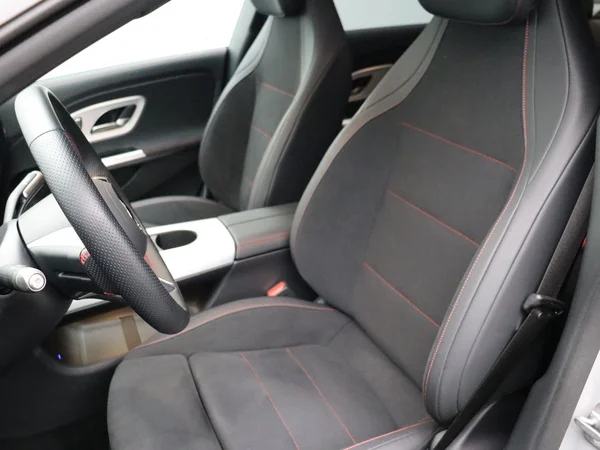 Mercedes-Benz CLA (2025) — foto 15 van 31