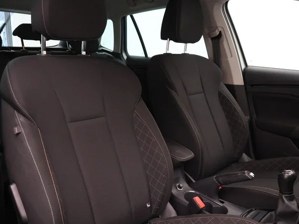 SKODA Kamiq (2022) — foto 4 van 23