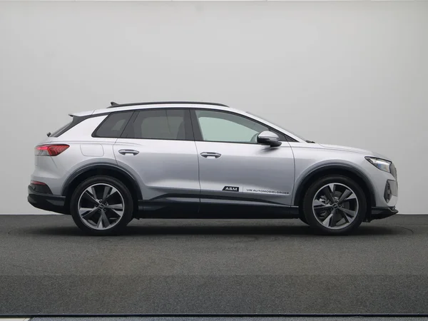 AUDI Q4 e-tron (2025) — foto 10 van 24