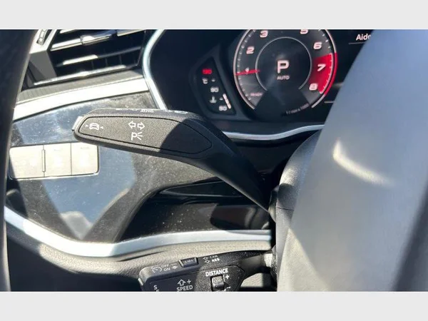 Audi Q3 Sportback (2022) — foto 16 van 29