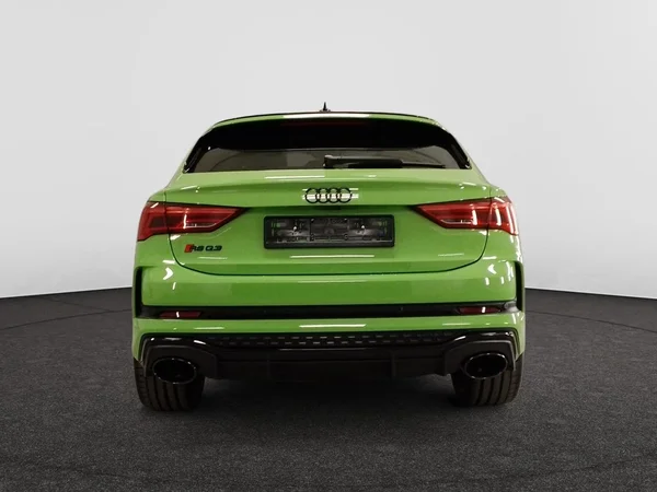 AUDI RS Q3 Sportback (2021) — foto 18 van 23