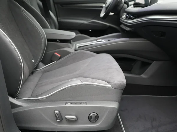 SKODA Elroq (2026) — foto 2 van 10