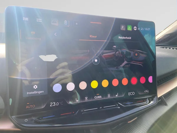 CUPRA Tavascan (2025) — foto 5 van 20