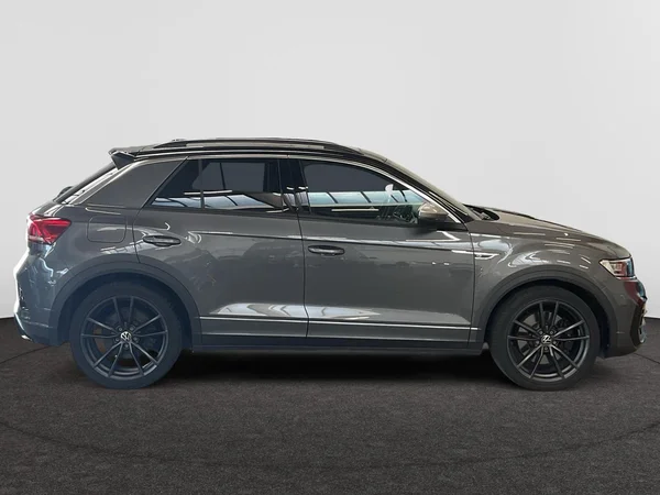 VOLKSWAGEN T-Roc R (2021) — foto 19 van 22