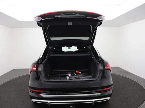 AUDI e-tron Sportback (2021) — foto 18 van 27