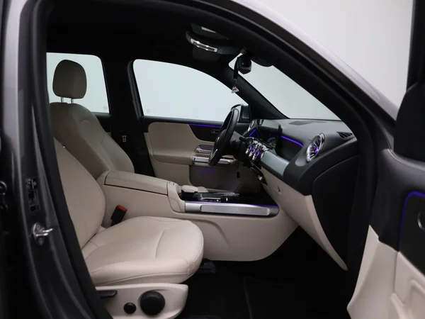 Mercedes-Benz EQB (2022) — foto 33 van 48