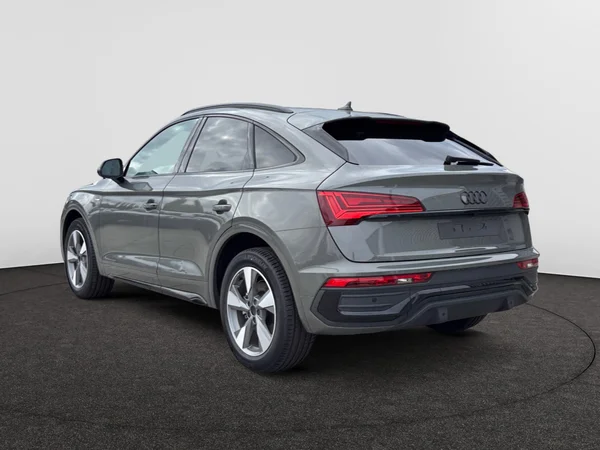 AUDI Q5 Sportback (2025) — foto 12 van 19