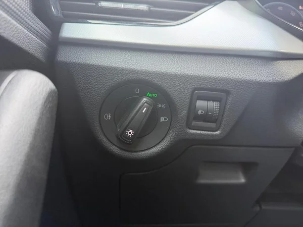 SKODA Kamiq (2023) — foto 16 van 28
