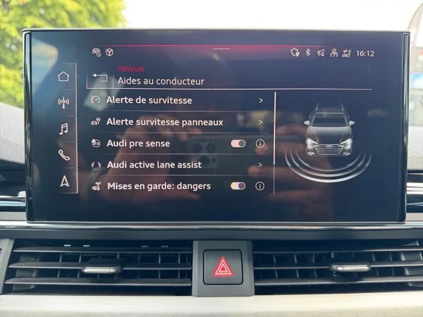 AUDI A4 Avant (2024) — foto 19 van 33