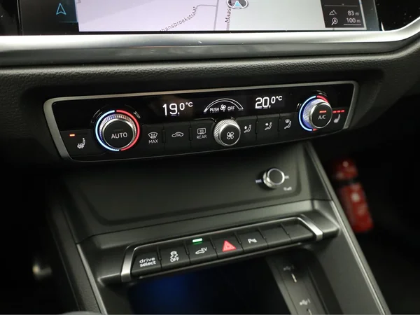 AUDI Q3 PHEV (2024) — foto 10 van 23