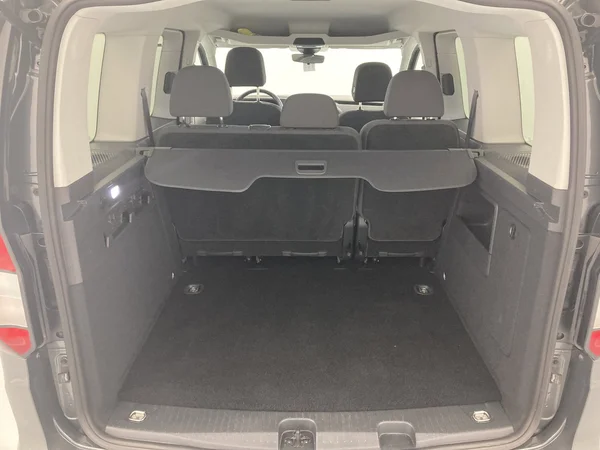 VOLKSWAGEN Caddy (2024) — foto 29 van 36