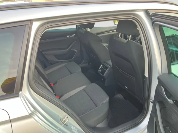SKODA Octavia Combi (2025) — foto 23 van 25