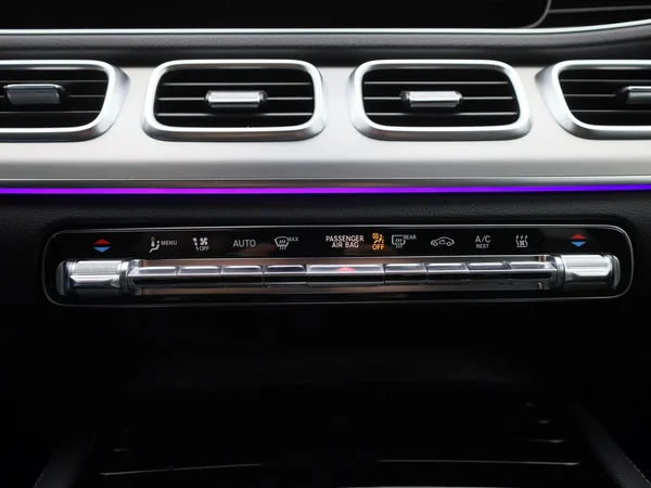 Mercedes-Benz GLE (2022) — foto 11 van 45