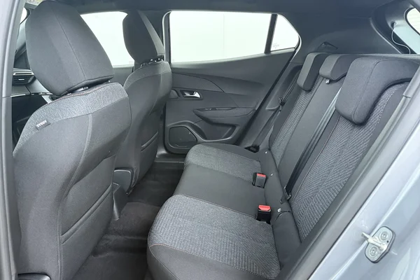 Peugeot 2008 (2025) — foto 15 van 16