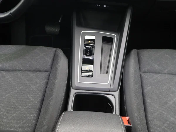 VOLKSWAGEN Golf VIII SW (2022) — foto 7 van 25