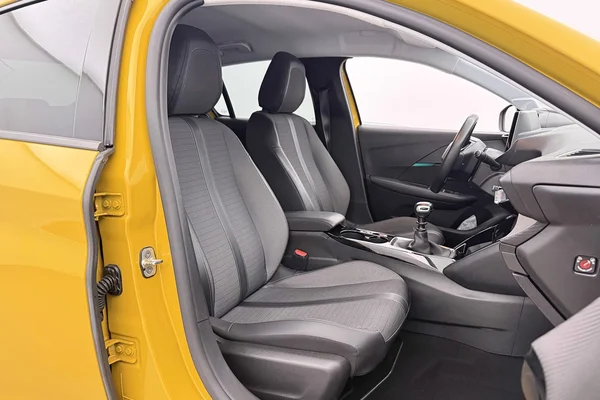 Peugeot 208 (2021) — foto 6 van 23