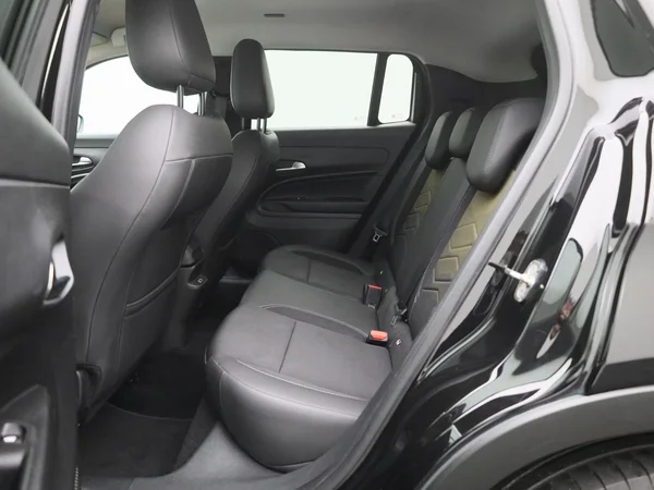 Jeep Avenger (2023) — foto 4 van 39
