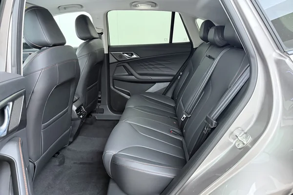 MG HS Hybrid+ (HEV) (2026) — foto 13 van 15