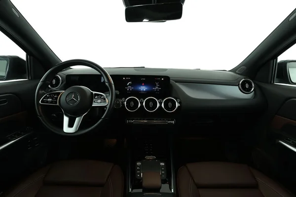 Mercedes-Benz GLA-Klasse (2021) — foto 3 van 16