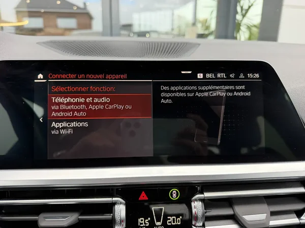 Bmw 318 (2022) — foto 9 van 27