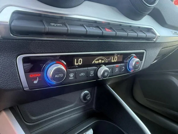 AUDI Q2 (2018) — foto 15 van 27