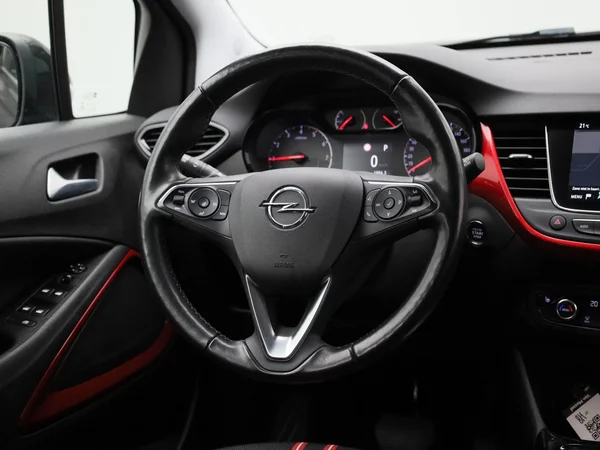 Opel Crossland (2022) — foto 35 van 35
