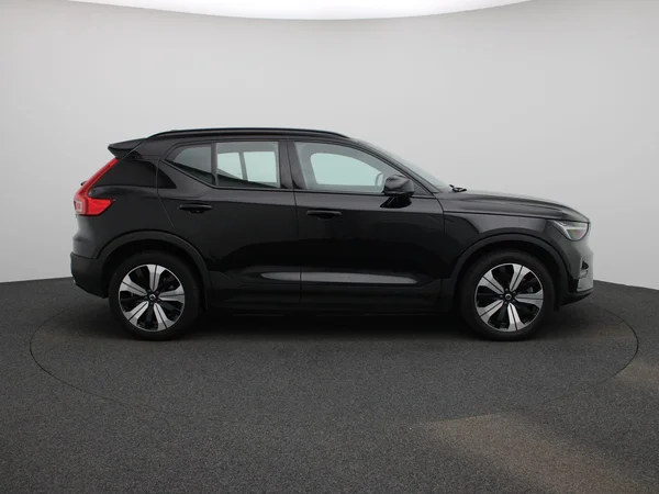 Volvo XC40 (2023) — foto 39 van 42
