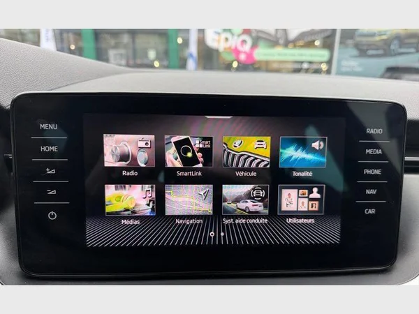 Skoda Kamiq (2023) — foto 6 van 29