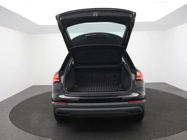 AUDI Q3 (2023) — foto 6 van 29