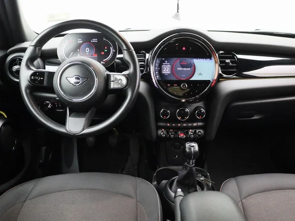 MINI One (2022) — foto 32 van 34