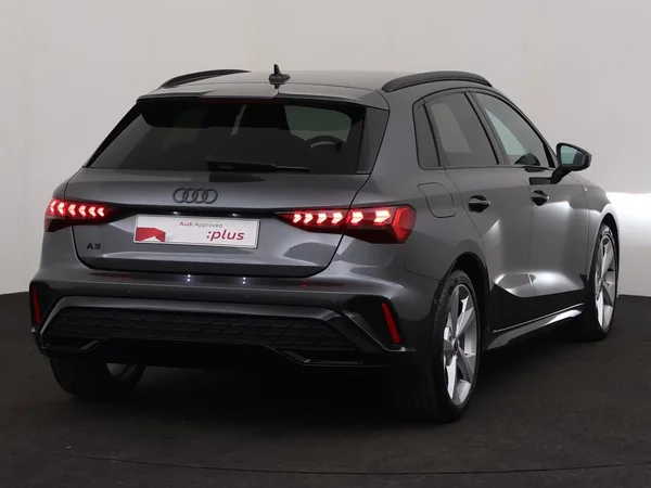 AUDI A3 Sportback (2025) — foto 9 van 18