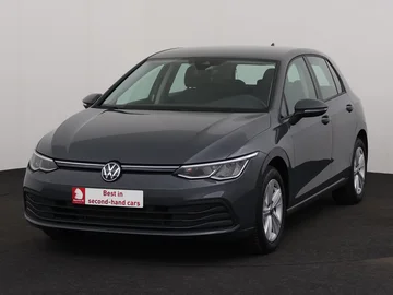 VOLKSWAGEN Golf (2024)