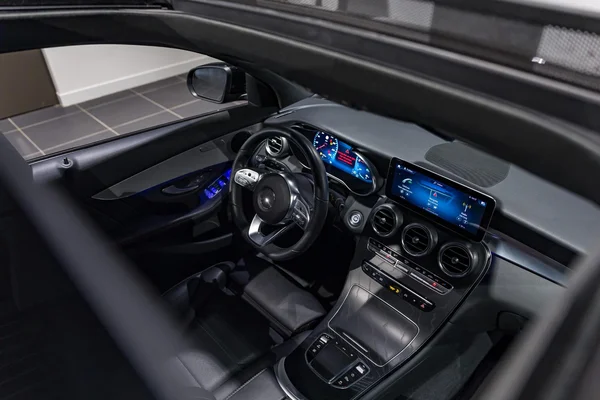 Mercedes-Benz GLC (2022) — foto 35 van 38