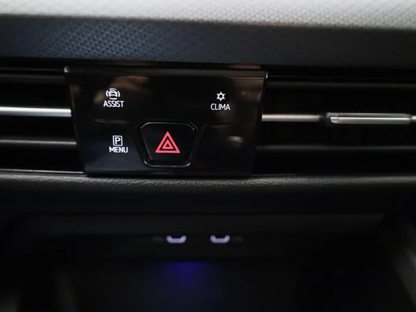Volkswagen Golf (2022) — foto 16 van 45