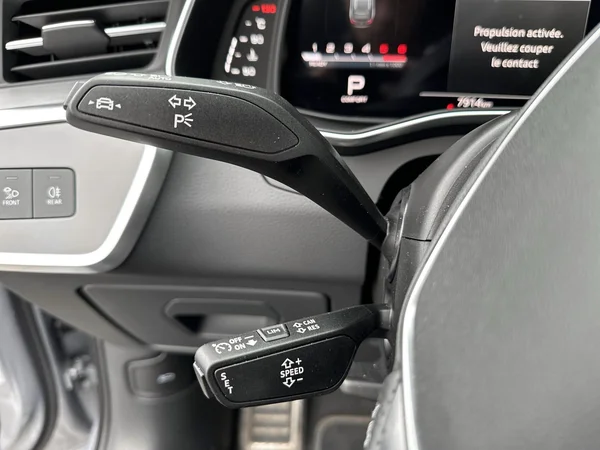 AUDI A6 Avant (2023) — foto 2 van 16