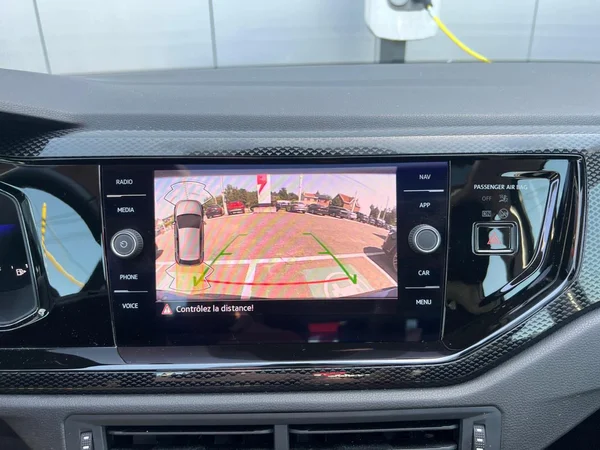 VOLKSWAGEN Polo (2025) — foto 6 van 24