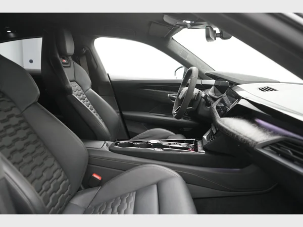 AUDI RS e-tron GT (2024) — foto 5 van 38