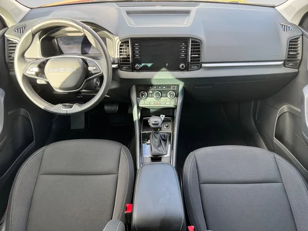 SKODA Karoq (2025) — foto 19 van 21